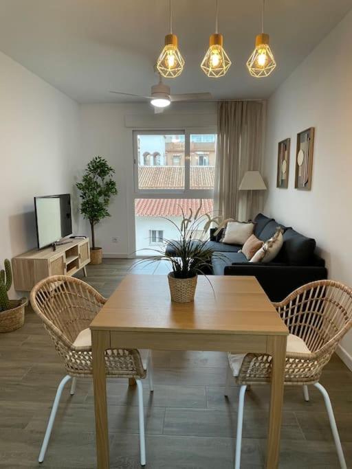 Lovely Beach Apartment Rincón de la Victoria Dış mekan fotoğraf